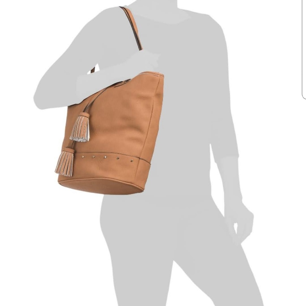NWT Kenneth Cole Reaction - Picture 2 of 3